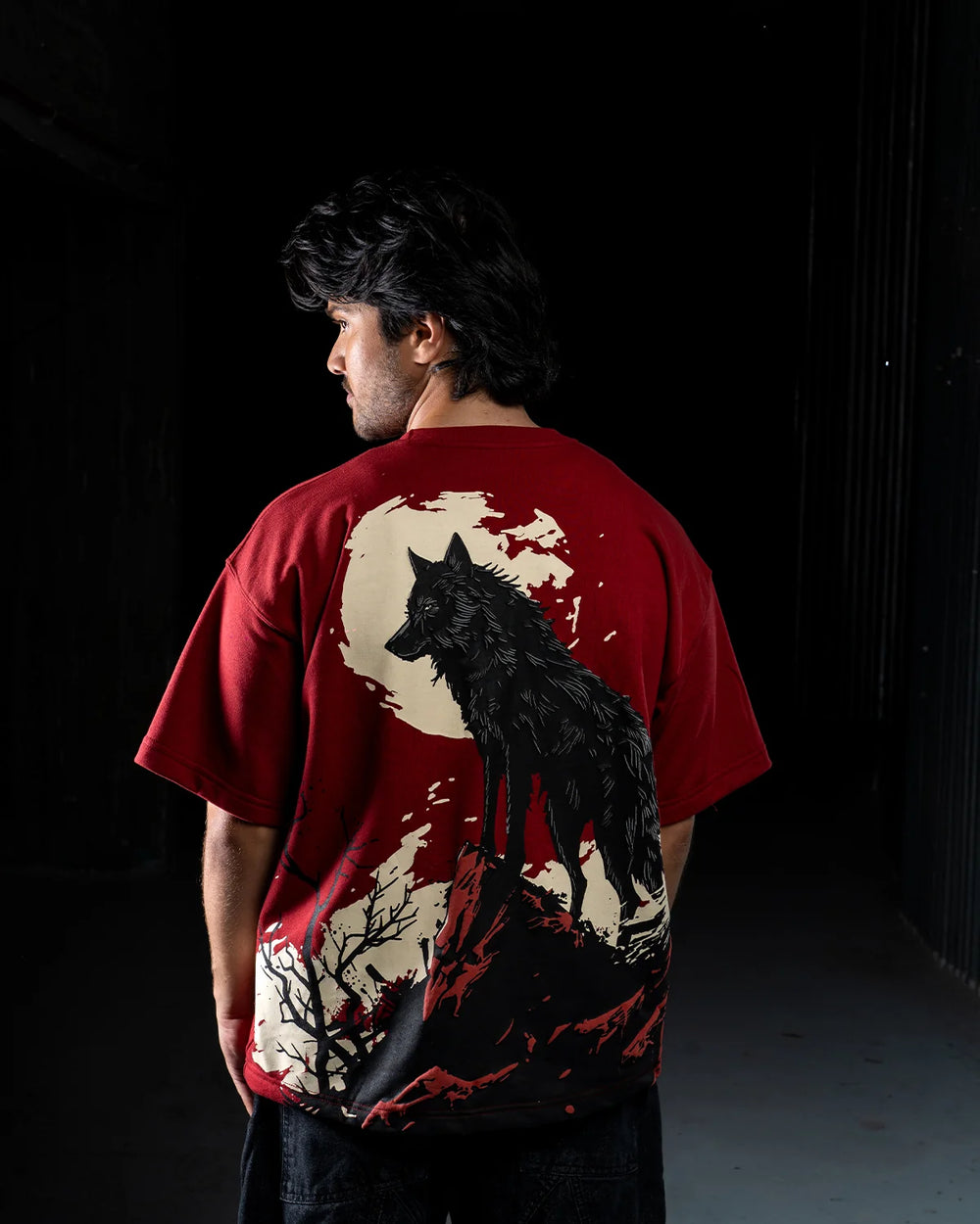 RED WOLF TEE